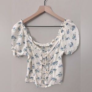 AE Off-shoulder Lace-Up Cropped Top